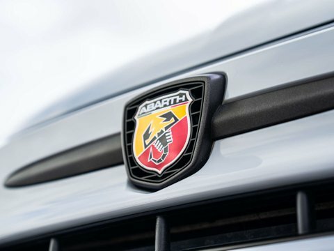 Abarth 595 1.4 T-jet 180 Competizione 2020 Red #42