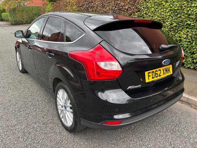 Ford Focus 1.6 Zetec - 2013 62 Black #4