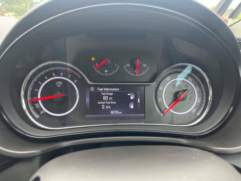 Vauxhall Insignia 1.4T Sri Nav Start Stop White