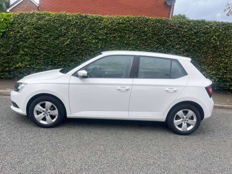 Skoda Fabia S Plus Red #7