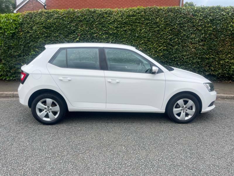 Skoda Fabia S Plus Red #8