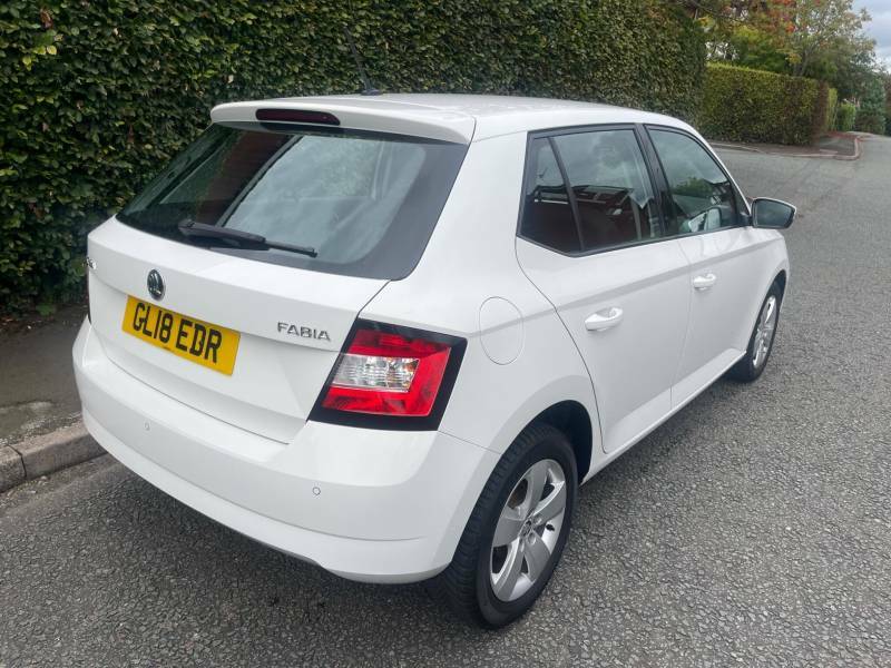 Skoda Fabia S Plus Red #9