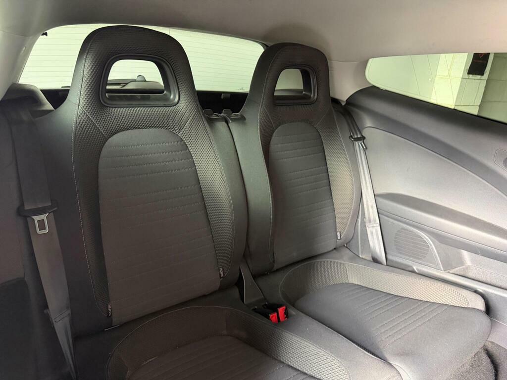 Volkswagen Scirocco 2.0 Tdi Bluemotion Tech Gt Hatchback Blue #6