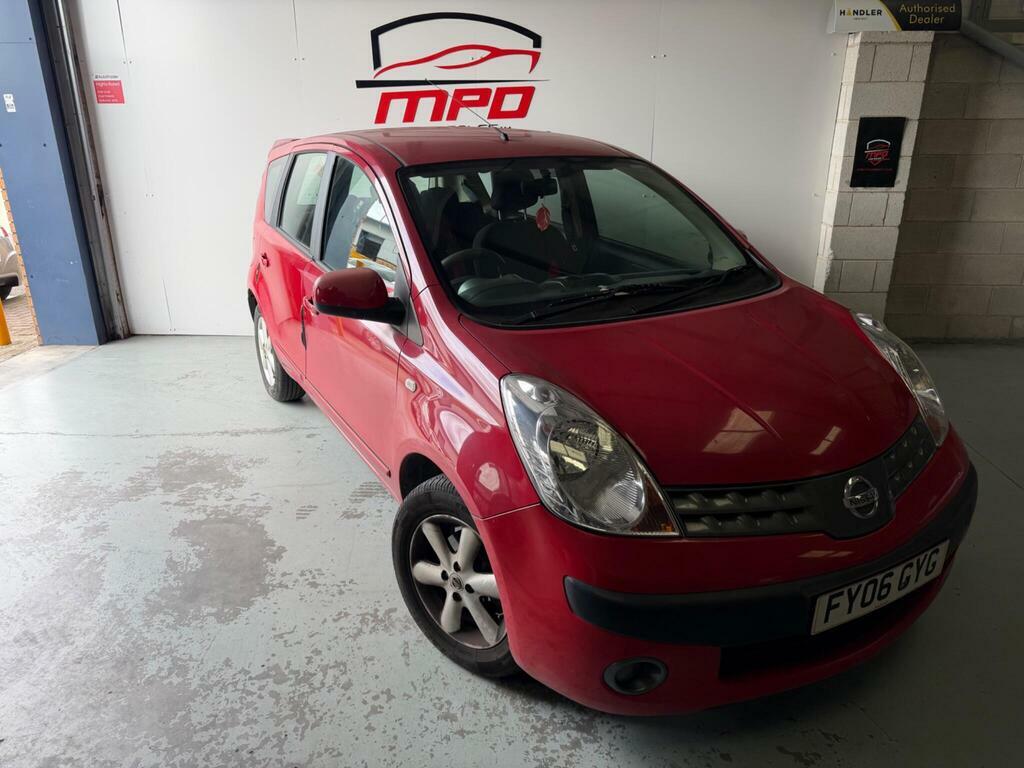 Nissan Note 1.4 16V Se Hatchback Red