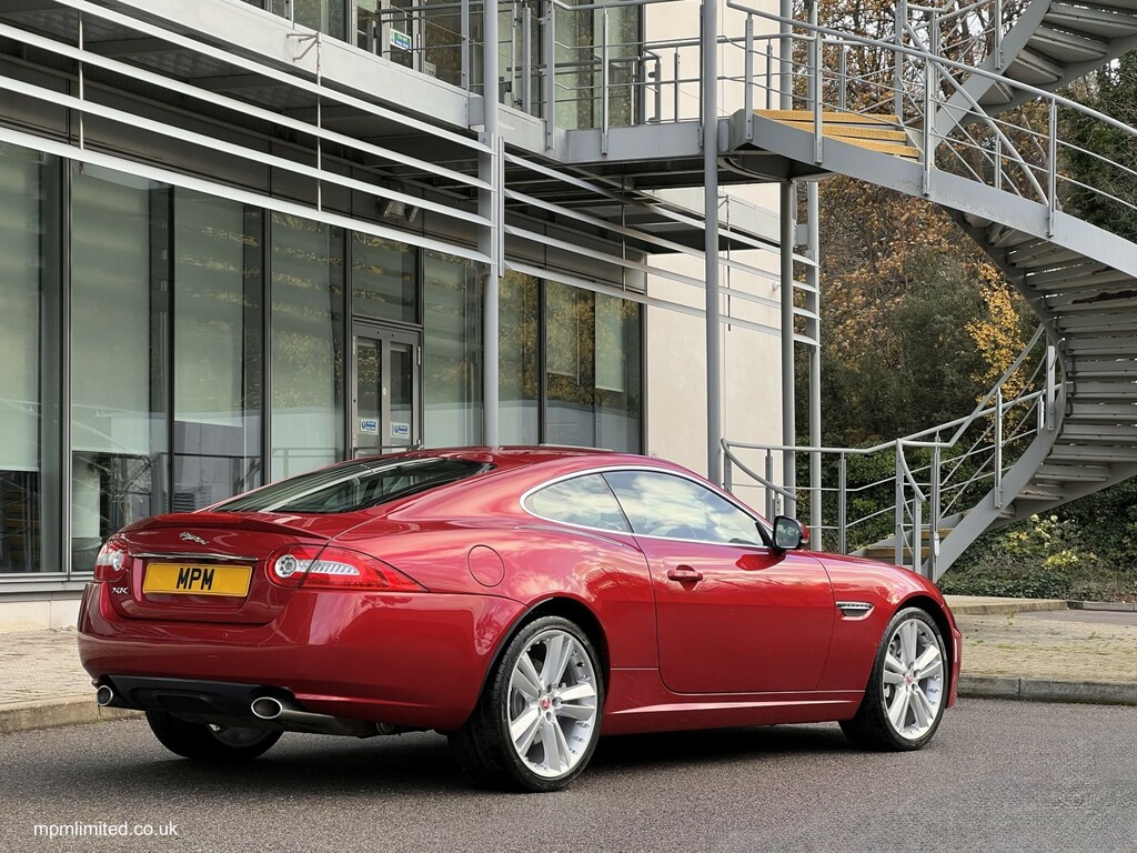 Jaguar XK Coupe Black #62