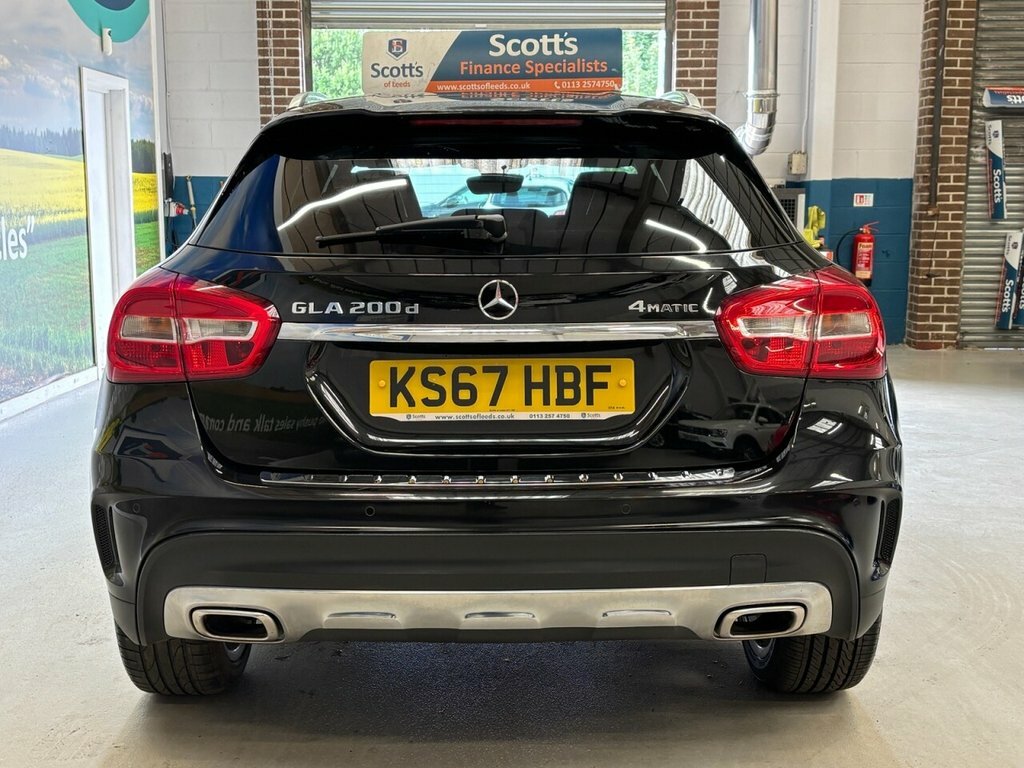 Mercedes-Benz GLA Class 2.1L Amg Line KS67HBF Black #4