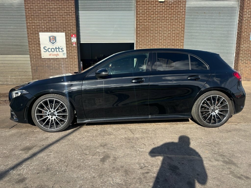Mercedes-Benz A Class 1.3L Exclusive Edition VN70WMF Black #4