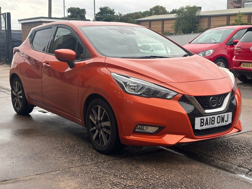 Nissan Micra 0.9L N-connecta Orange