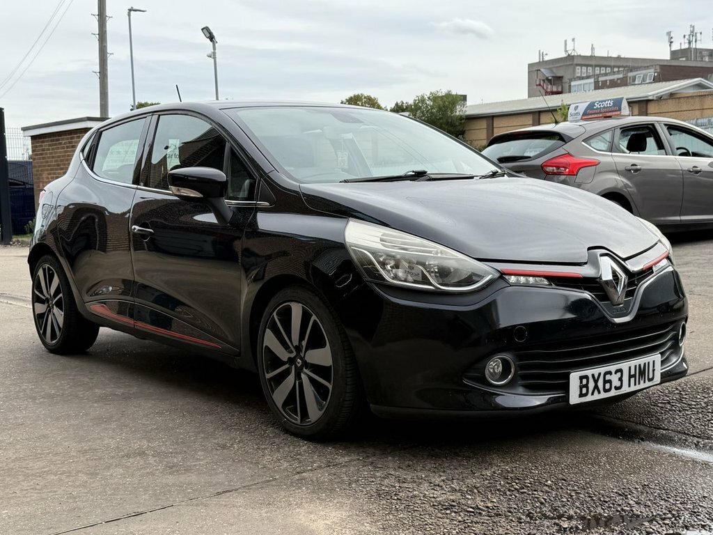 Renault Clio 0.9L Dynamique S Medianav Black