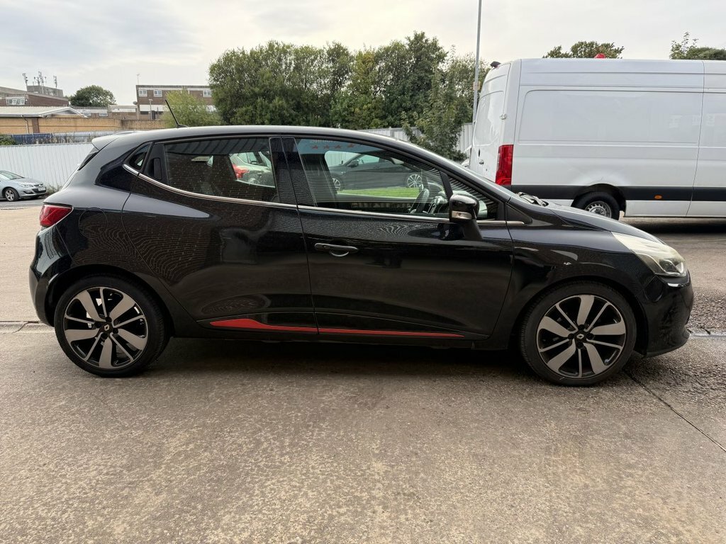 Renault Clio Hatchback 1.2 16V Dynamique Medianav 201313 Red #7