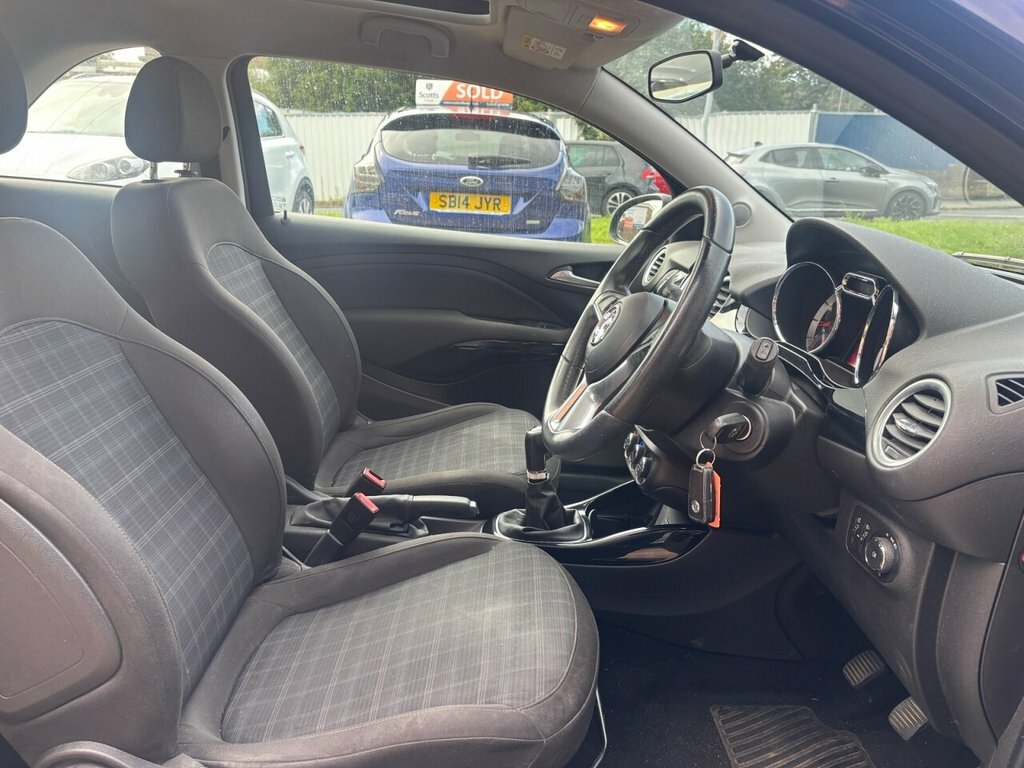 Vauxhall Adam 1.2I Glam White #10