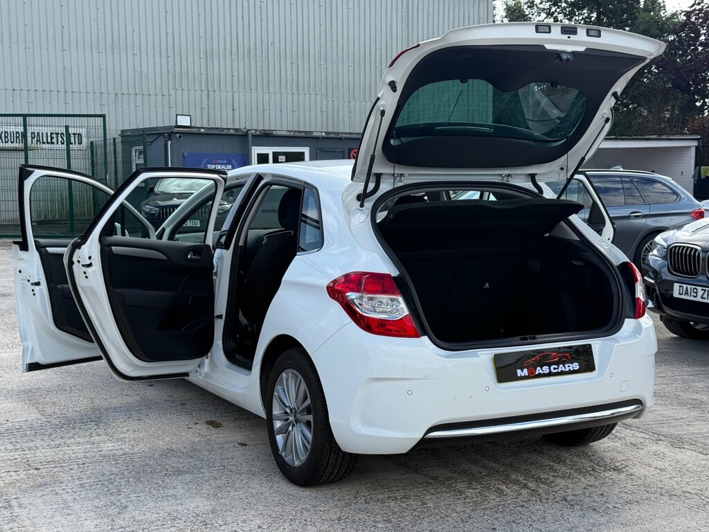 Citroen C4 Hdi Platinum White #15