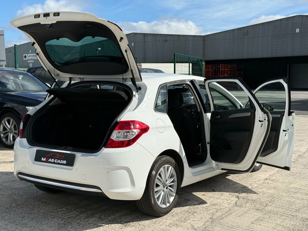 Citroen C4 Hdi Platinum White #18