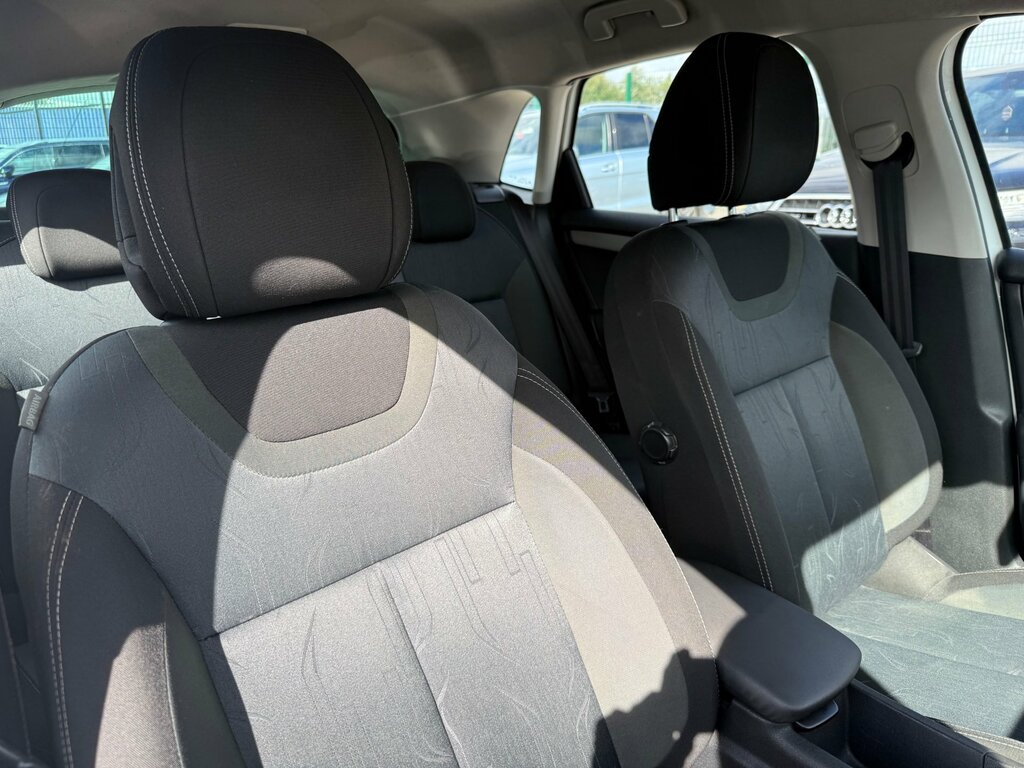 Citroen C4 Hdi Platinum White #24