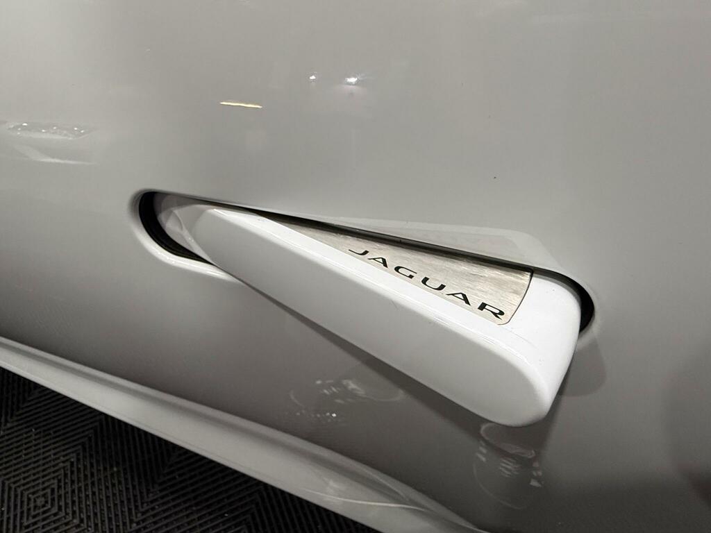 Jaguar F-Type Boxster 24V Black #40