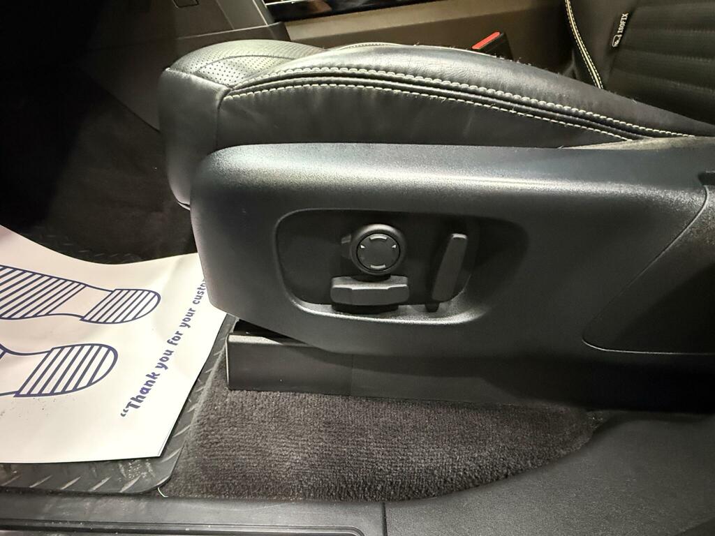 Land Rover Discovery Discovery Blue #32