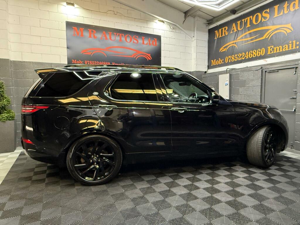 Land Rover Discovery Hse Luxury Black #2