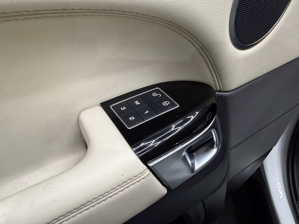 Land Rover Range Rover Sport Black #15