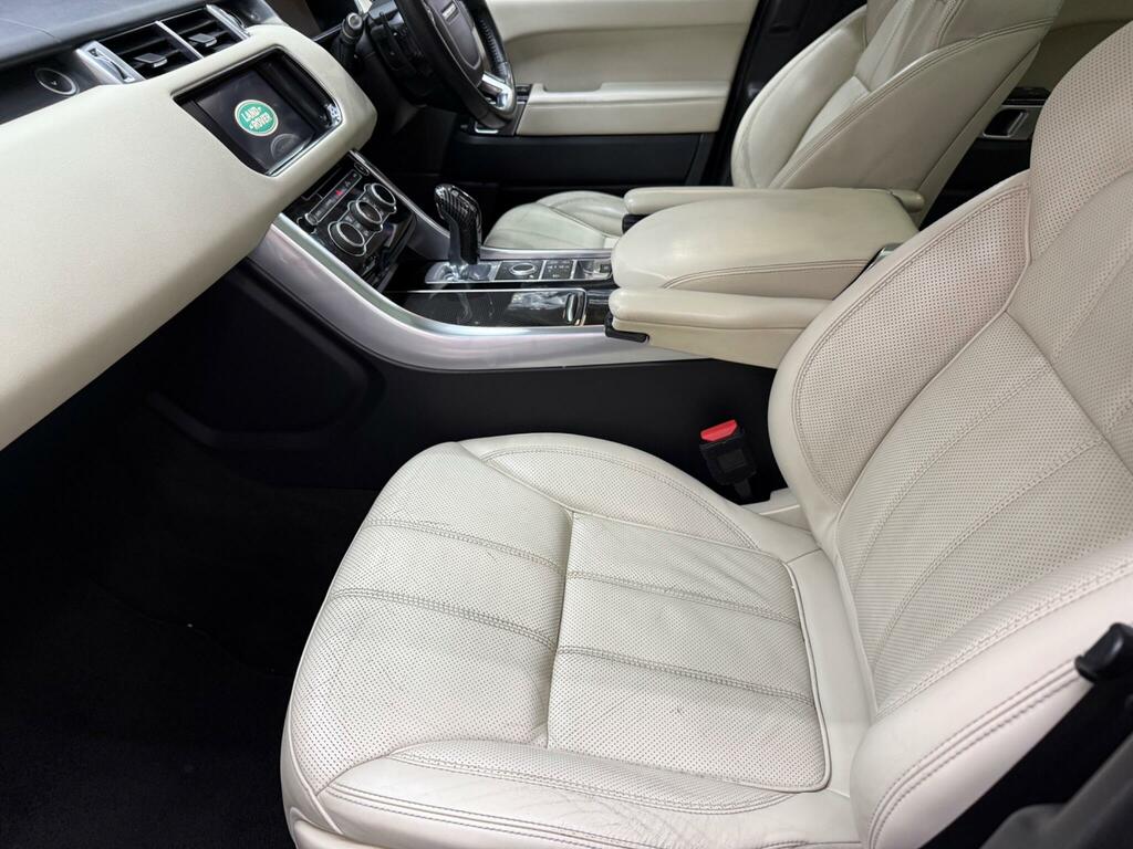 Land Rover Range Rover Sport Black #28