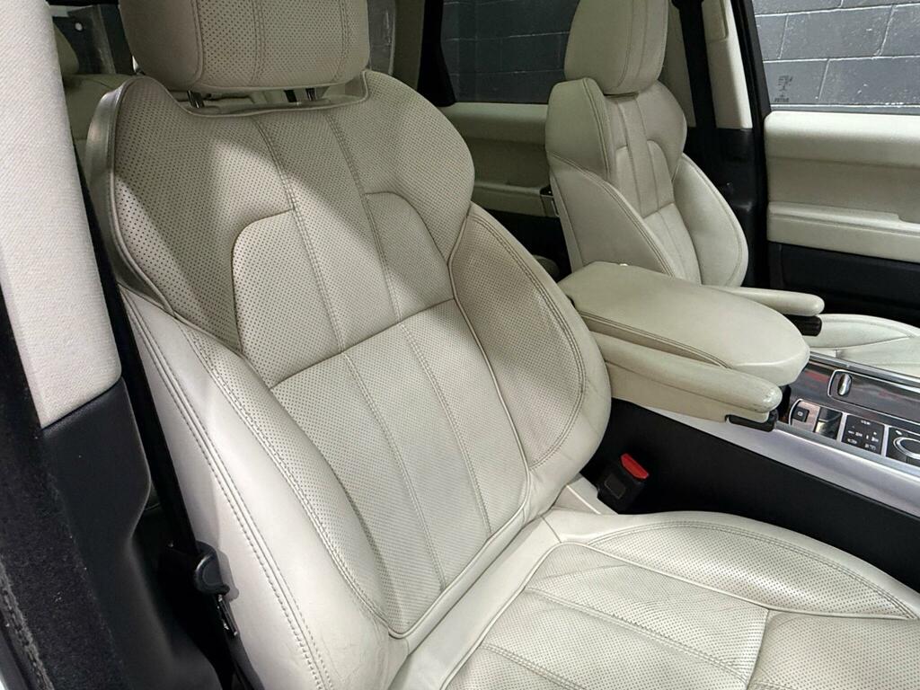Land Rover Range Rover Sport Black #25