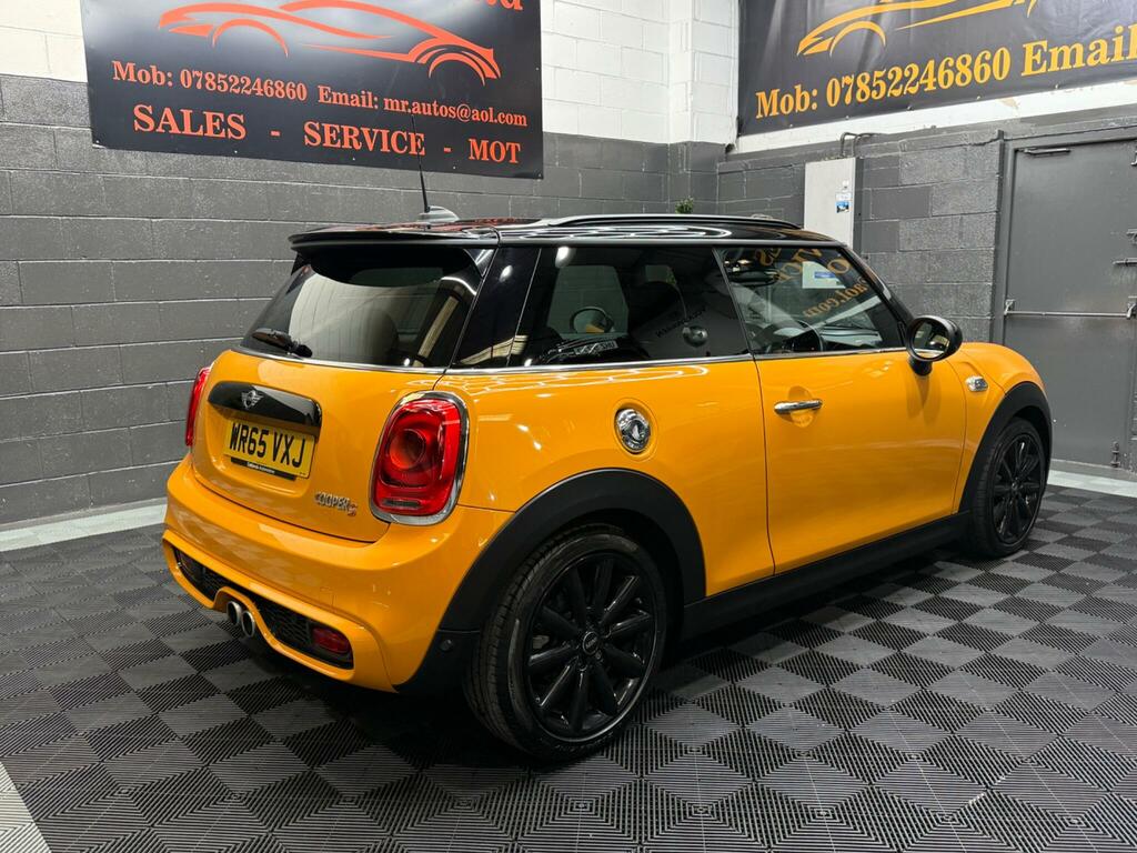 Mini Hatch 1.5 Hatchback Euro 6 Ss 136 Green #40