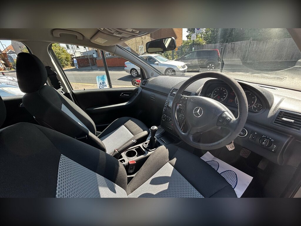 Mercedes-Benz A Class 1.5 A150 Elegance Blue #9