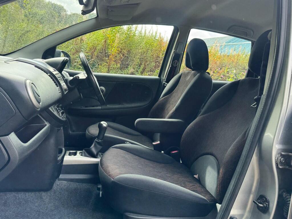 Nissan Note Hatchback 1.4 16V Visia Euro 4 201060 Red #20