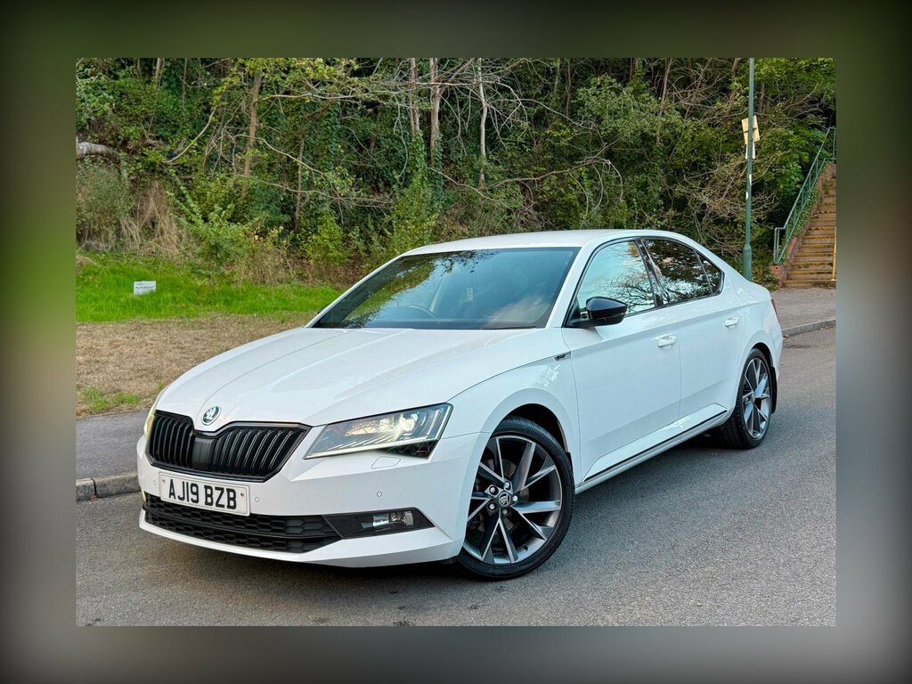 Skoda Superb 1.5 Tsi Act Sportline Plus Dsg Euro 6 Ss White #5