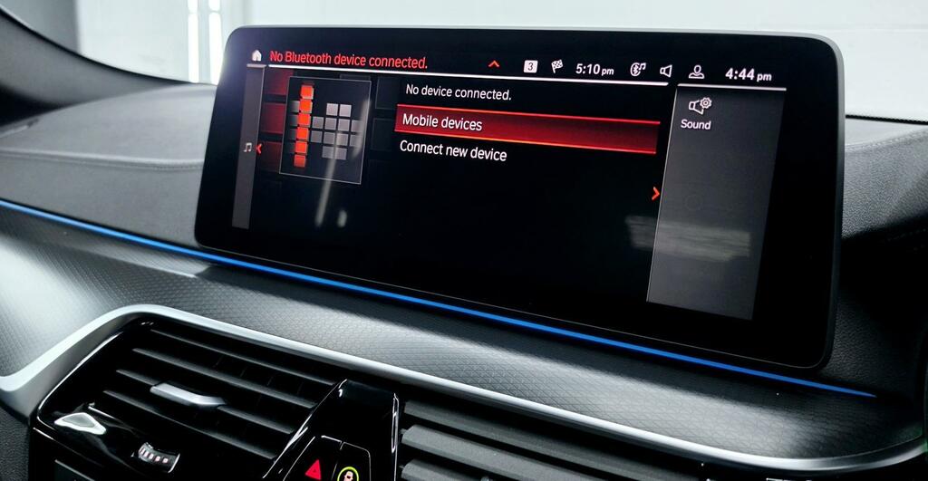 BMW 5 Series 3L Se Blue #40