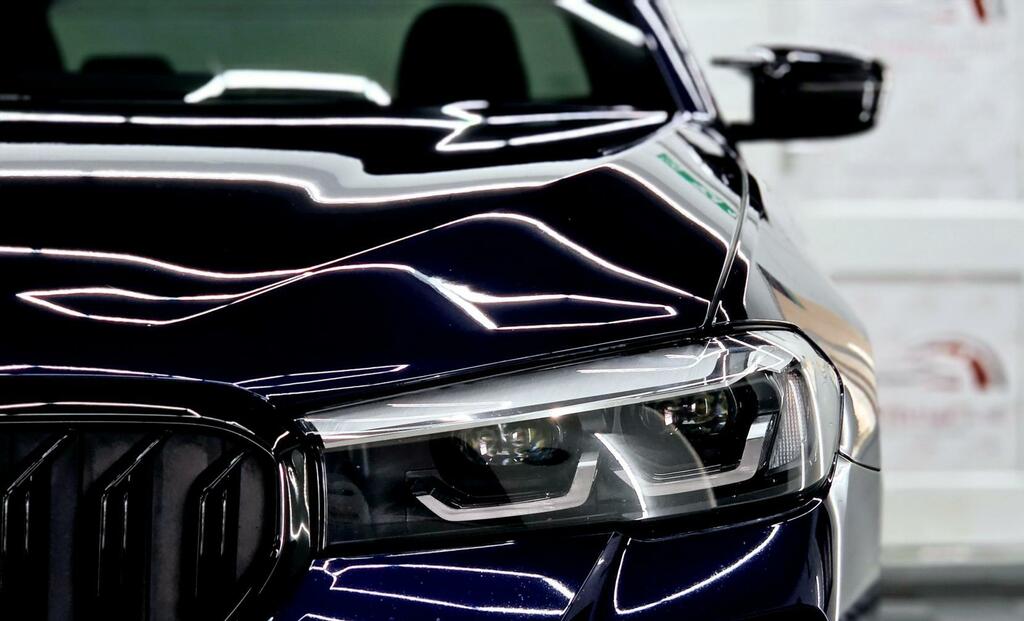 BMW 5 Series 3L Se Blue #9