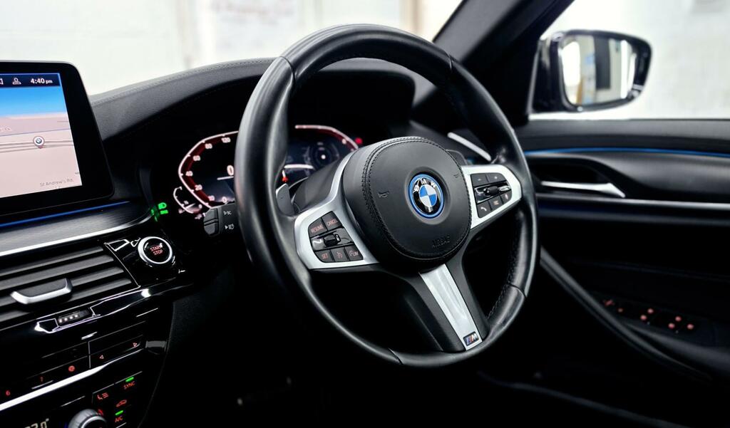BMW 5 Series 3L Se Blue #28