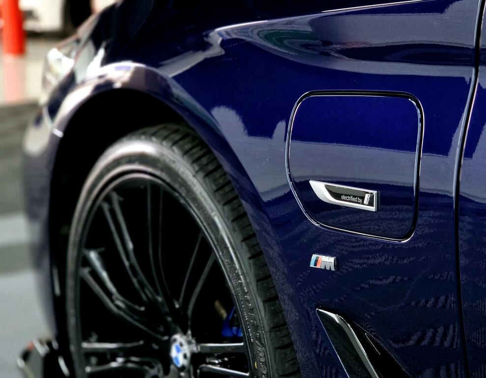 BMW 5 Series 3L Se Blue #22