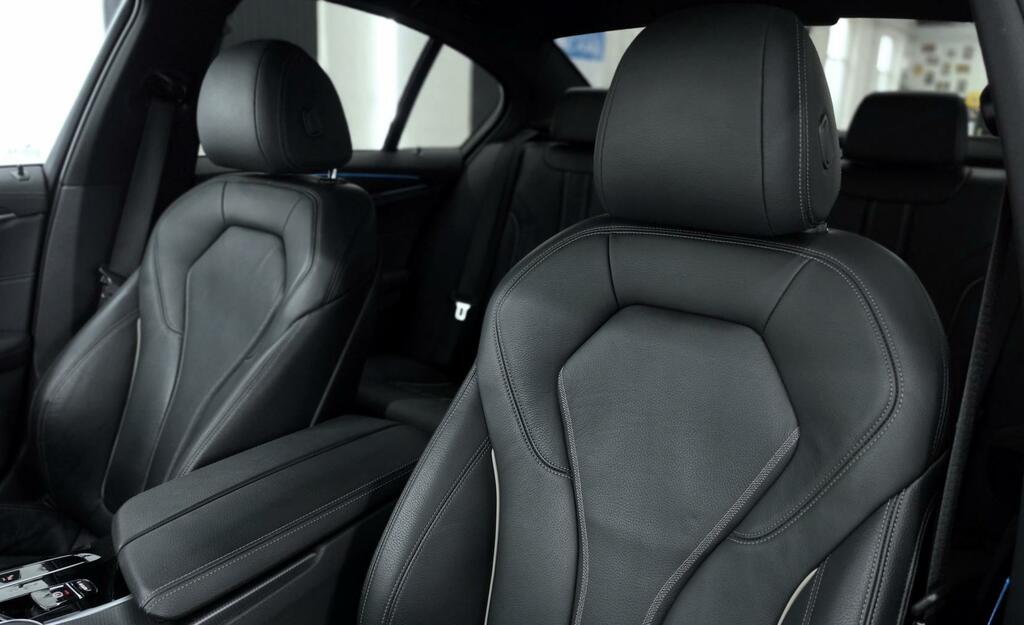BMW 5 Series 3L Se Blue #47