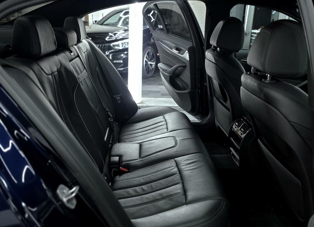BMW 5 Series 3L Se Blue #49