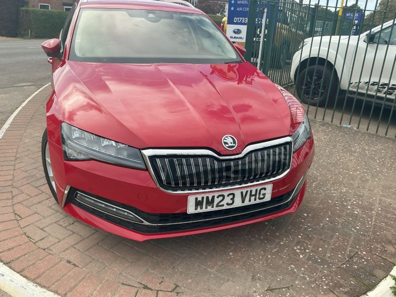 Skoda Superb 1.4 Tsi Iv Se Technology Dsg Red #2