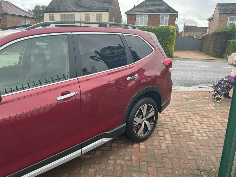 Subaru Forester 2.0I E-boxer Xe Premium Lineartronic Red #3