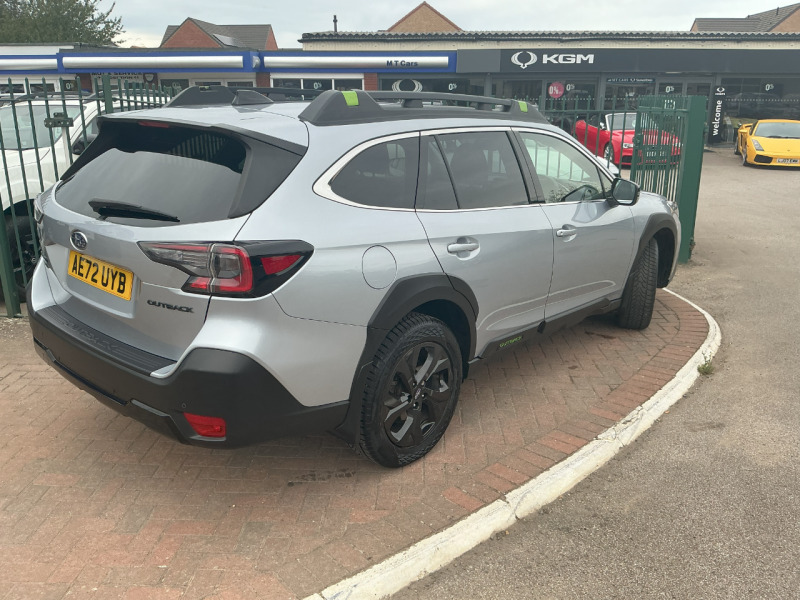 Subaru Outback Estate Blue #9