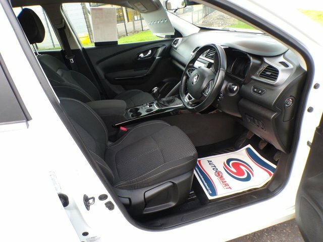 Renault Kadjar 2018 1.3 Tce Dynamique Nav 2018,Sat Nav,bluetooth, White #3