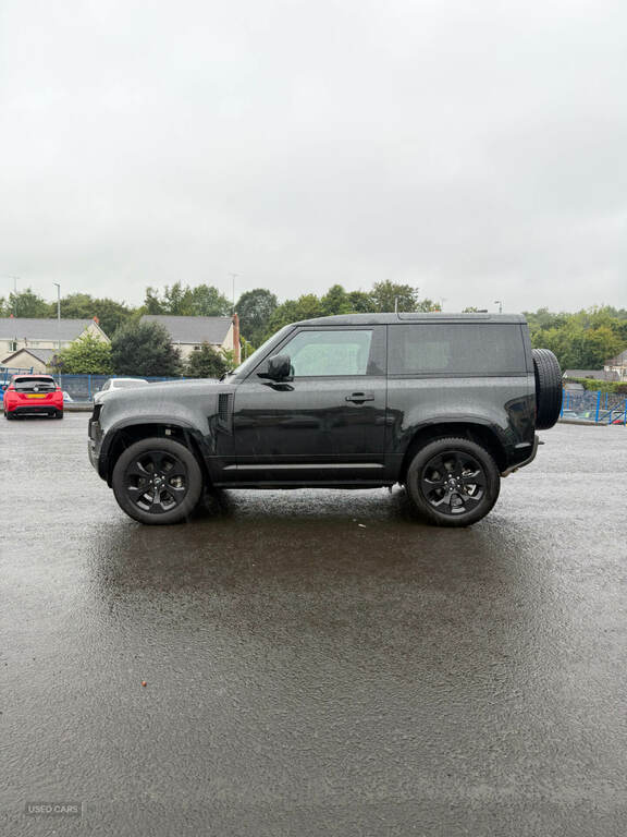 Land Rover Defender 90 3.0 D250 X-dynamic Hse 90 Black