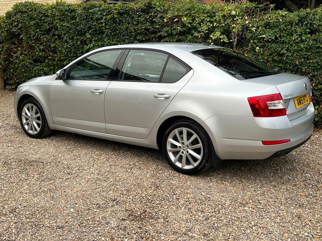 Skoda Octavia #13