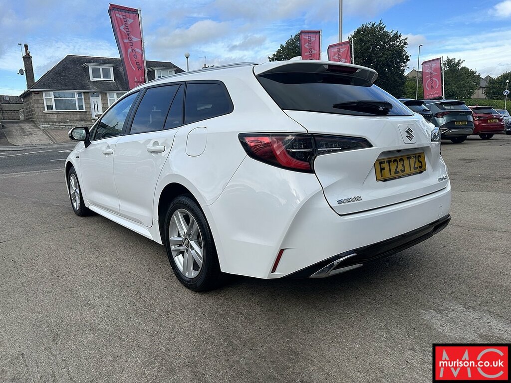 Suzuki Swace H Motion White #6