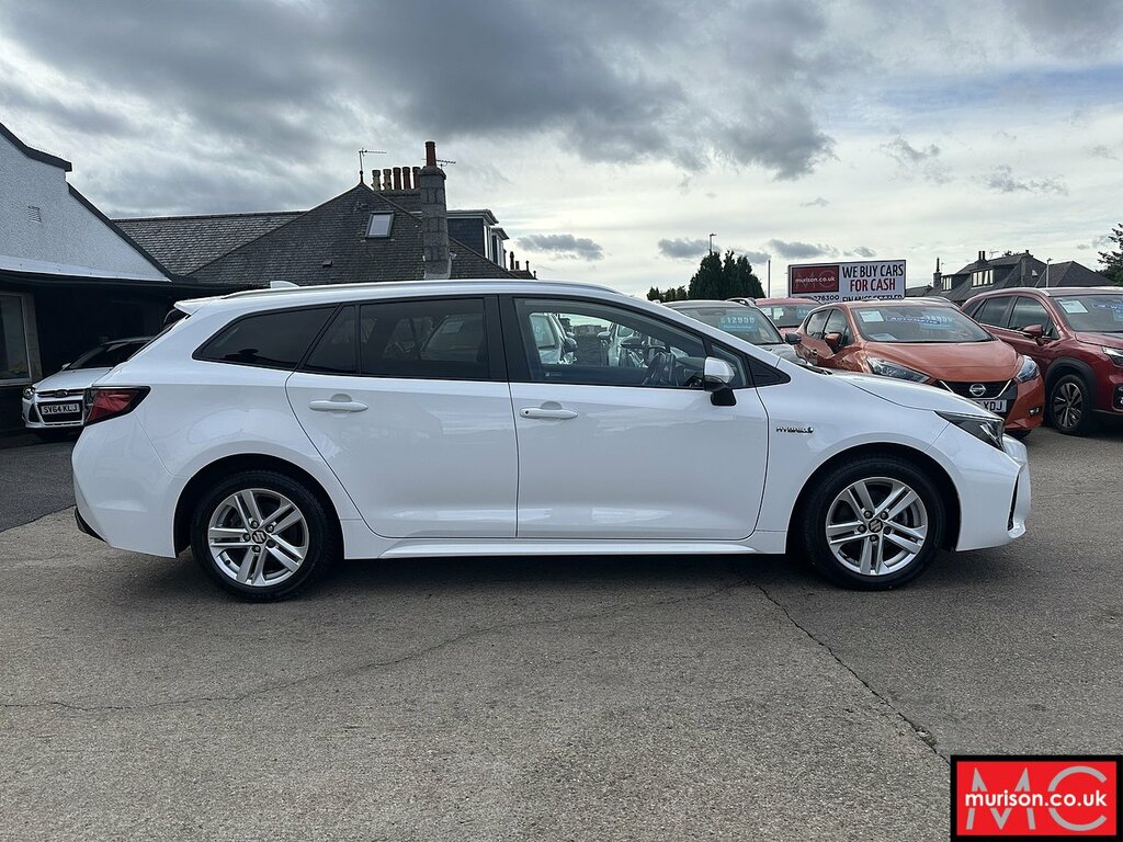 Suzuki Swace H Motion White #3