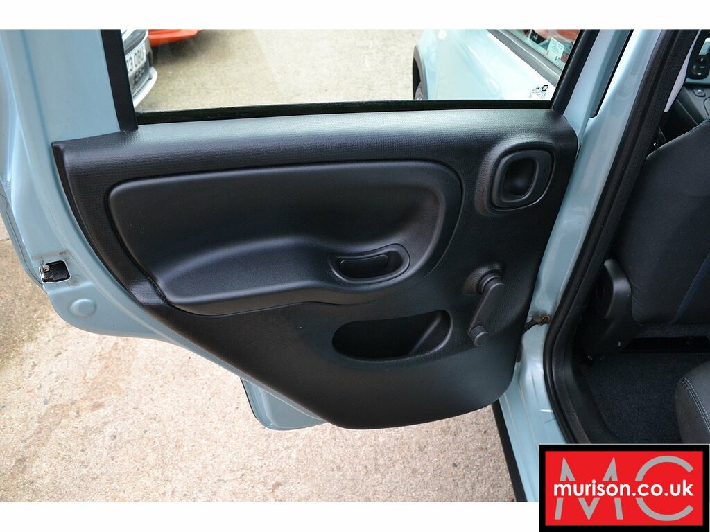 Fiat Panda Panda Easy Red #18