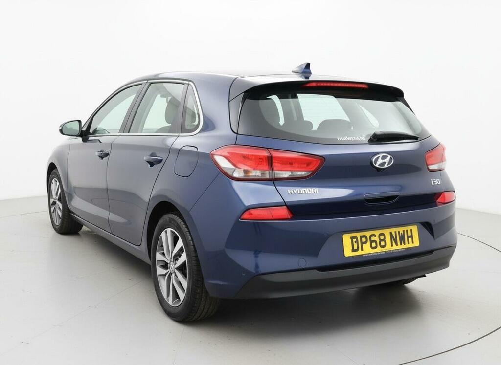 Hyundai I30 1.6 Crdi Blue Drive Se Nav Euro 6 Ss Blue #3