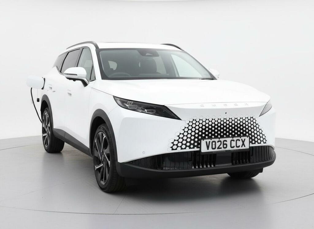 Omoda 7 1.5T Shs 18.4Kwh Noble Tech Dht1 Euro 6 Ss White