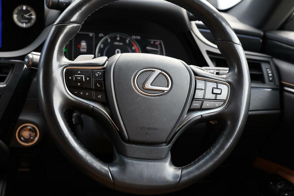 Lexus ES 300H 2.5 Cvt Black #13