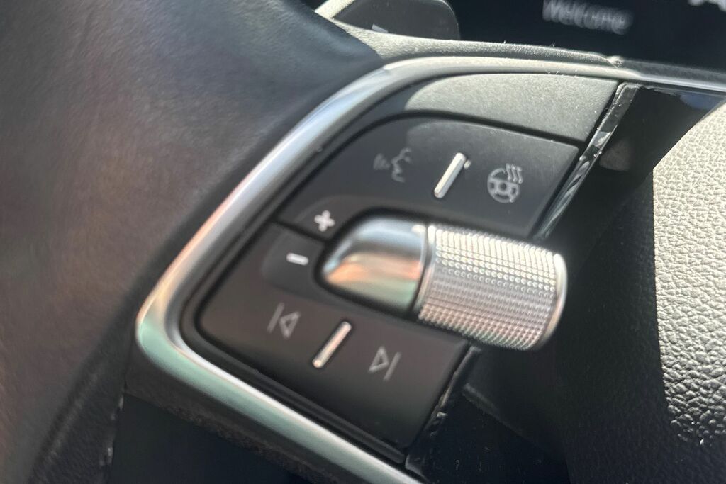 Skoda Karoq Se L Silver #32