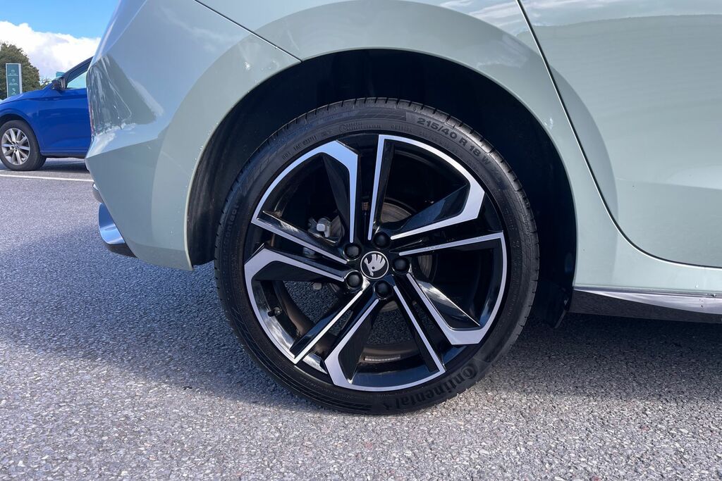 Skoda Fabia 1.5 Tsi 150 Monte Carlo Edition Dsg Green #5