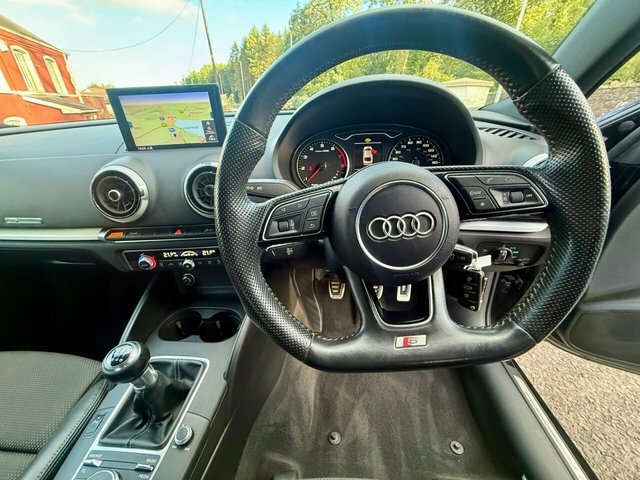 Audi A3 1.0 Tfsi S Line Black Edition  #15