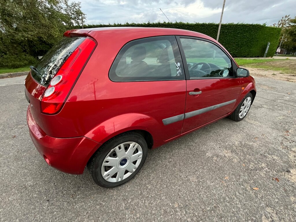 Ford Fiesta 1.4 Style Black #12